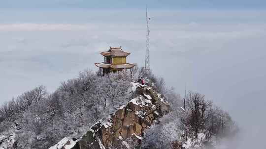 高山雪后云海航拍