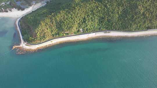 4K航拍深圳大鹏海岸线碧海蓝天