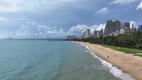 航拍海南三亚湾