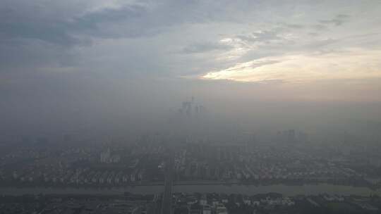 江苏苏州城市清晨迷雾日出彩霞航拍