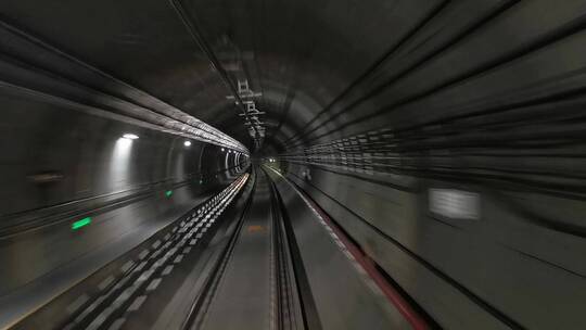 无人驾驶地铁隧道时光穿梭效果