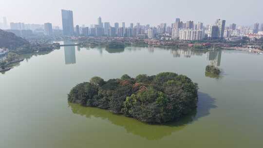 湖面岛屿风景航拍