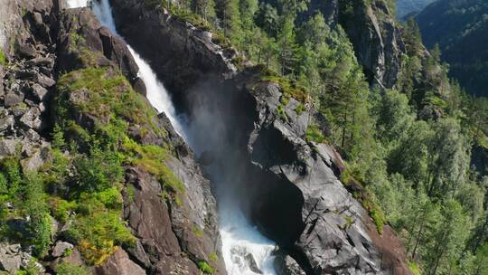 瀑布风景风光美景生态水流高山流水