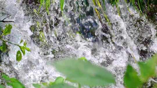 河边流水河流河水小溪山泉泉水流体液体水流