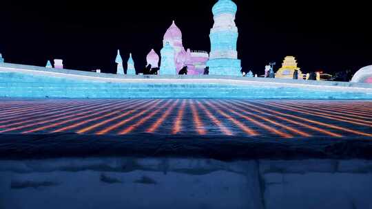 拍摄哈尔滨冰雪大世界景点冰雕景观视频素材模板下载