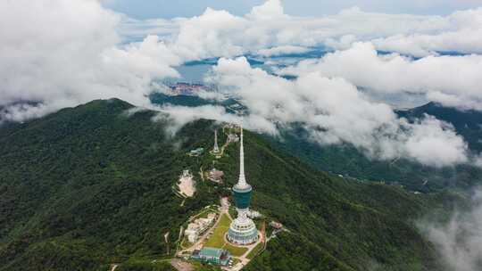 深圳梧桐山风景区山顶电视塔云海航拍延时