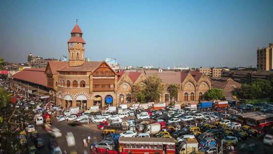 印度孟买克劳福德市场外高峰时段交通