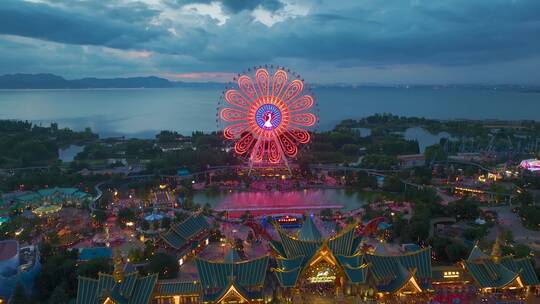 航拍七彩云南欢乐世界夜景和火把节场景