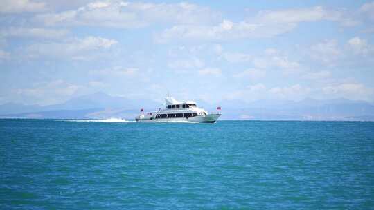 青海湖湖泊船只升格内海航行内海咸水湖