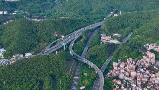 航拍高速公路车流