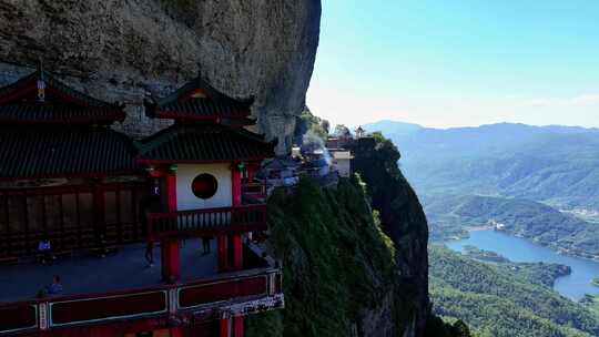 航拍福建漳州平和灵通岩悬空寺青云寺