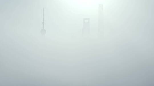 上海天际线平流雾
