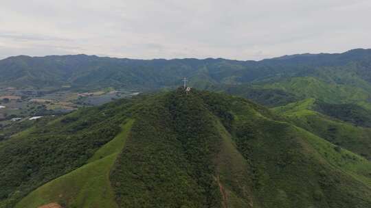 Tecalitlan十字架山的金属十字架