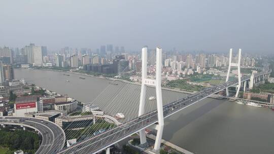 上海南浦大桥车流黄浦江全景特写4K航拍