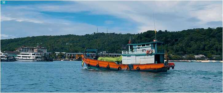 泰国 彩虹 海水 游艇 飞艇 海岸