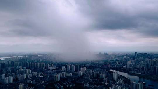 海南海口暴雨风光