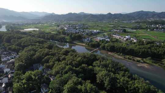 夏日的黄山西溪南古村落