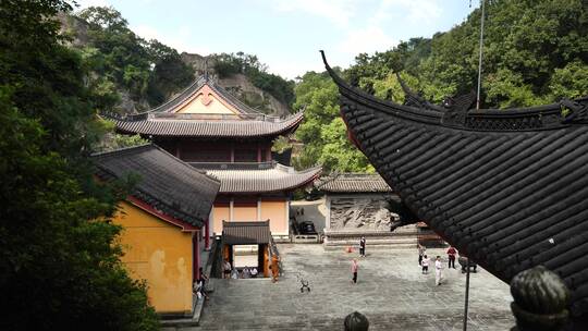 浙江绍兴新昌大佛寺内各种佛殿视频素材模板下载