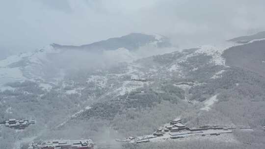 大雪过后的五台山