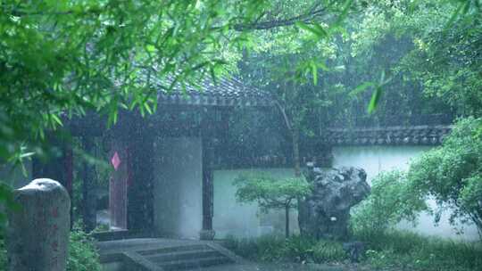 雨中的江南建筑，下雨的屋檐，唯美雨景空镜