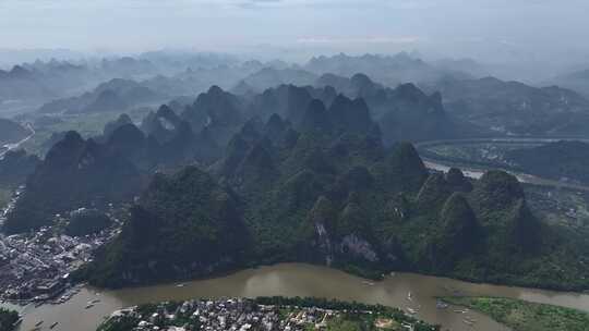 实拍桂林山水如墨水丹青