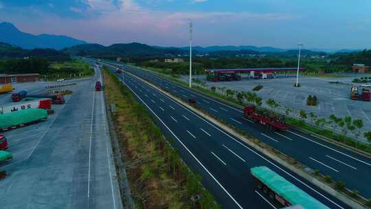 航拍广东高速公路车流 乐广许广