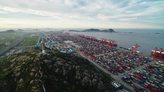航拍浙江舟山洋山深水港码头科技震撼