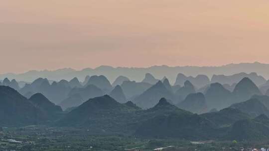 桂林山水喀斯特地貌航拍中国