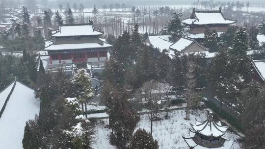 洛阳白马寺齐云塔寺院航拍雪景冬季