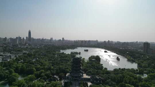 航拍山东济南大明湖风景区