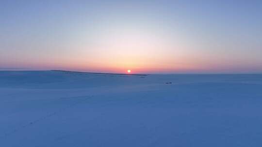 呼伦贝尔雪原夕阳美景