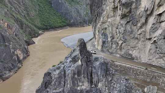 西藏G219丙察察公路怒江峡谷风光航拍