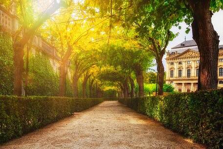 鼓点呼唤 拉萨盛典 欢快 藏族 热烈 鼓点呼唤 拉萨盛典 欢快 藏族 热烈