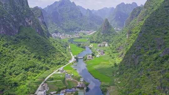 航拍广西山区农村山脉山川山峰群山自然风光