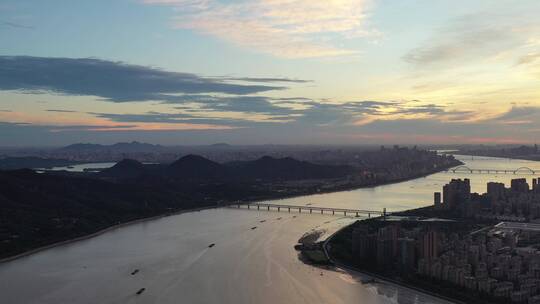 钱塘江日出杭州全景