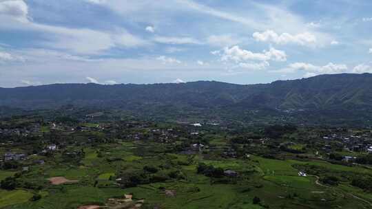 重庆与四川交接地带大山与丘陵