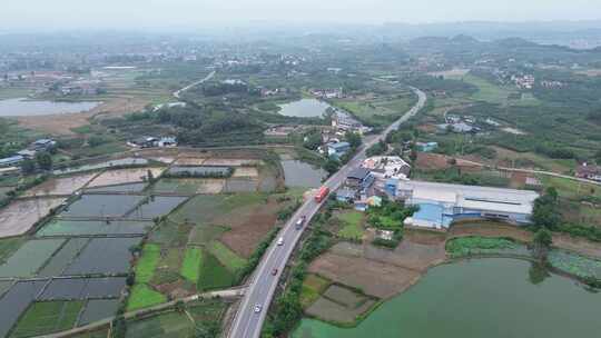 乡村田野公路航拍全景