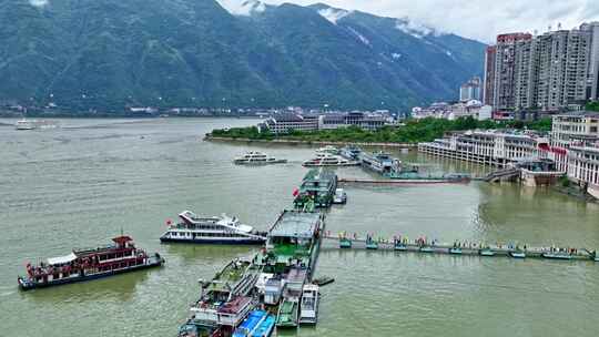 港口人流游轮停靠移动延时