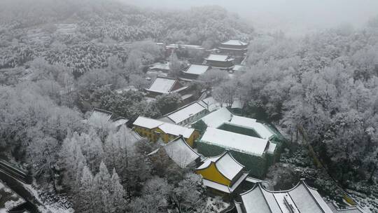 杭州西湖景区法喜寺雪天航拍