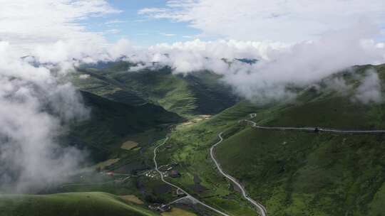 群山云海 盘山公路 人间仙境