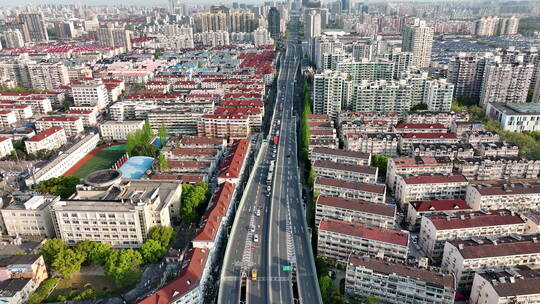 上海疫情城市路面空荡