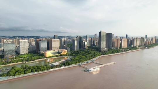 钱塘江上航拍杭州滨江城区现代城市建筑