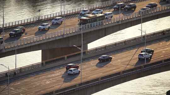 中国哈尔滨城市道路汽车交通景观