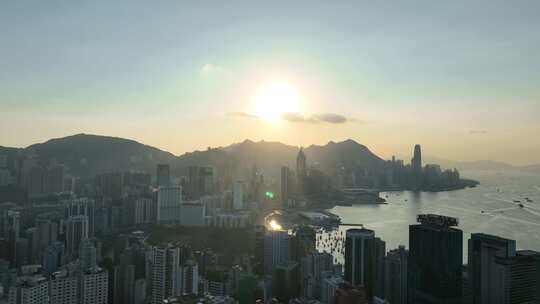 香港大景航拍维多利亚港太平山日落海湾风光