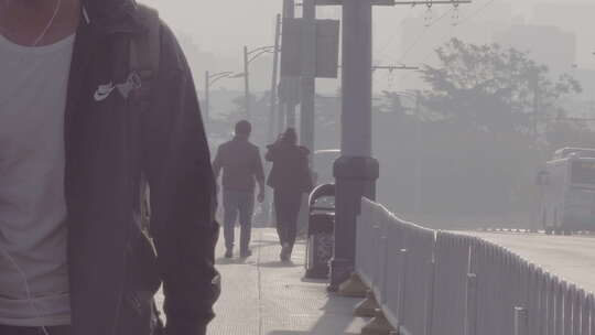 地拍武汉户部巷路灯行人空镜