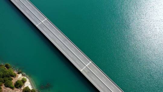 水上高速公路