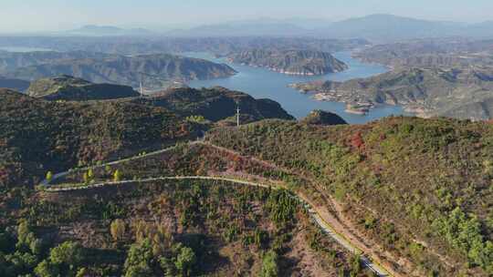 洛阳荆紫仙山红叶