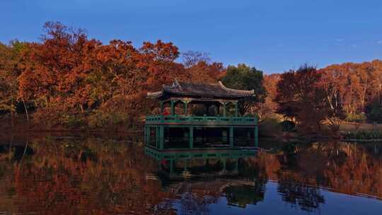 南京中山陵流徽榭秋景