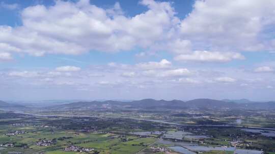 农村航拍无人机航拍乡村田野田园