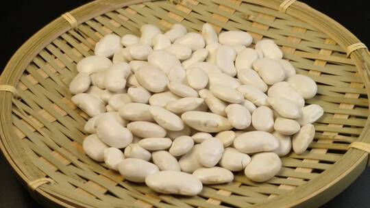 白色的芸豆豆子